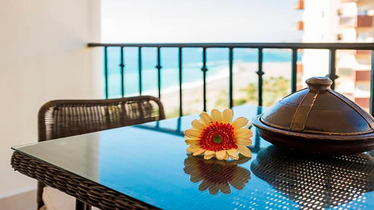 Apartamento En La Playa Con Vistas De Ensueno Almunecar Bagian luar foto