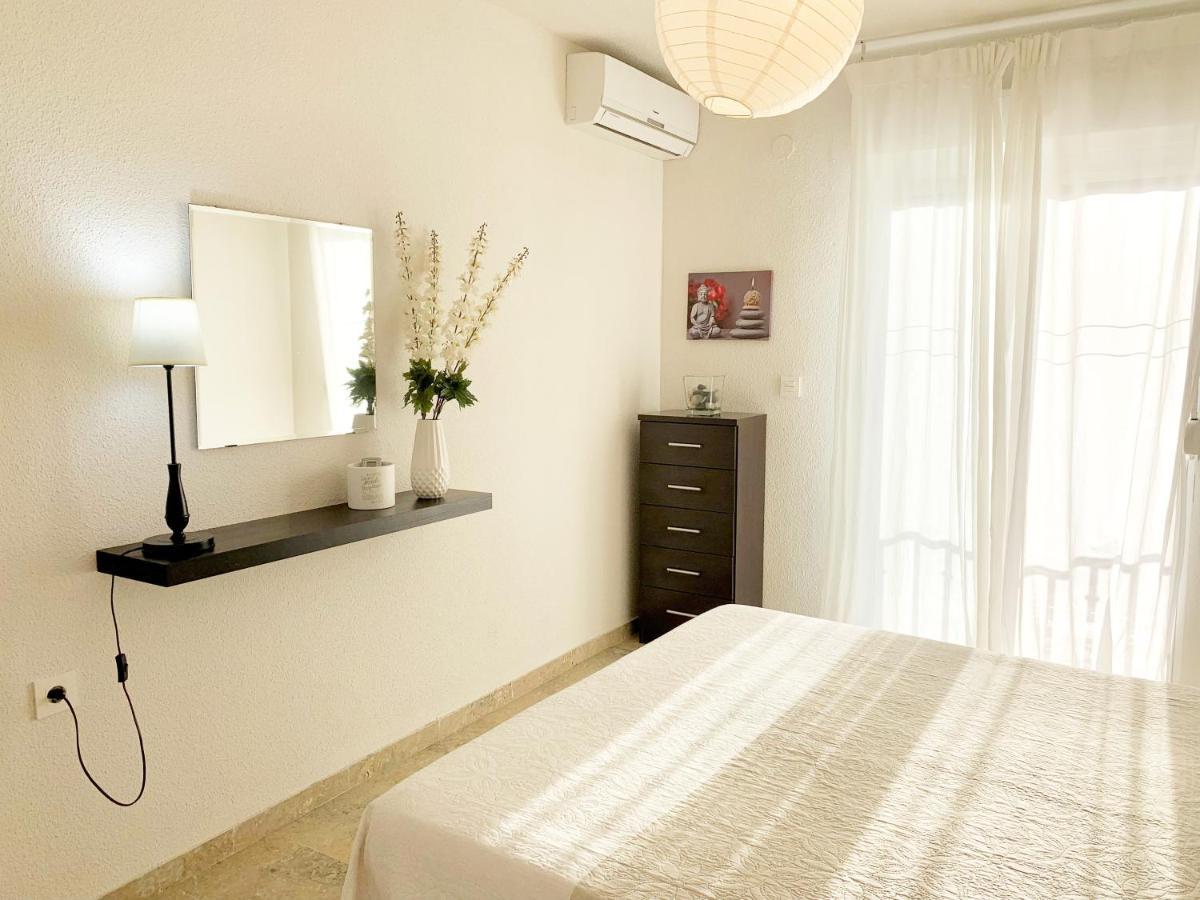 Apartamento En La Playa Con Vistas De Ensueno Almunecar Bagian luar foto