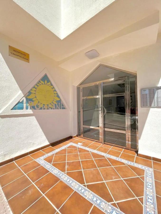 Apartamento En La Playa Con Vistas De Ensueno Almunecar Bagian luar foto